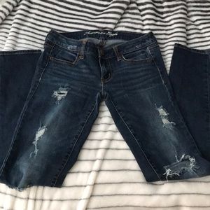 American Eagle Ripped Dark Denim Jegging